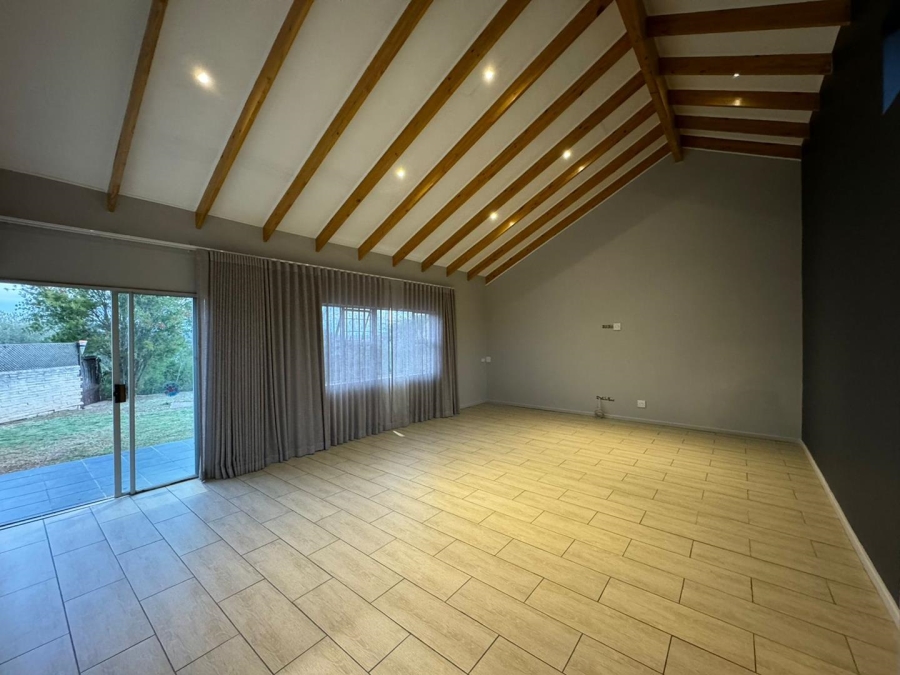 4 Bedroom Property for Sale in Pentagon Park Free State